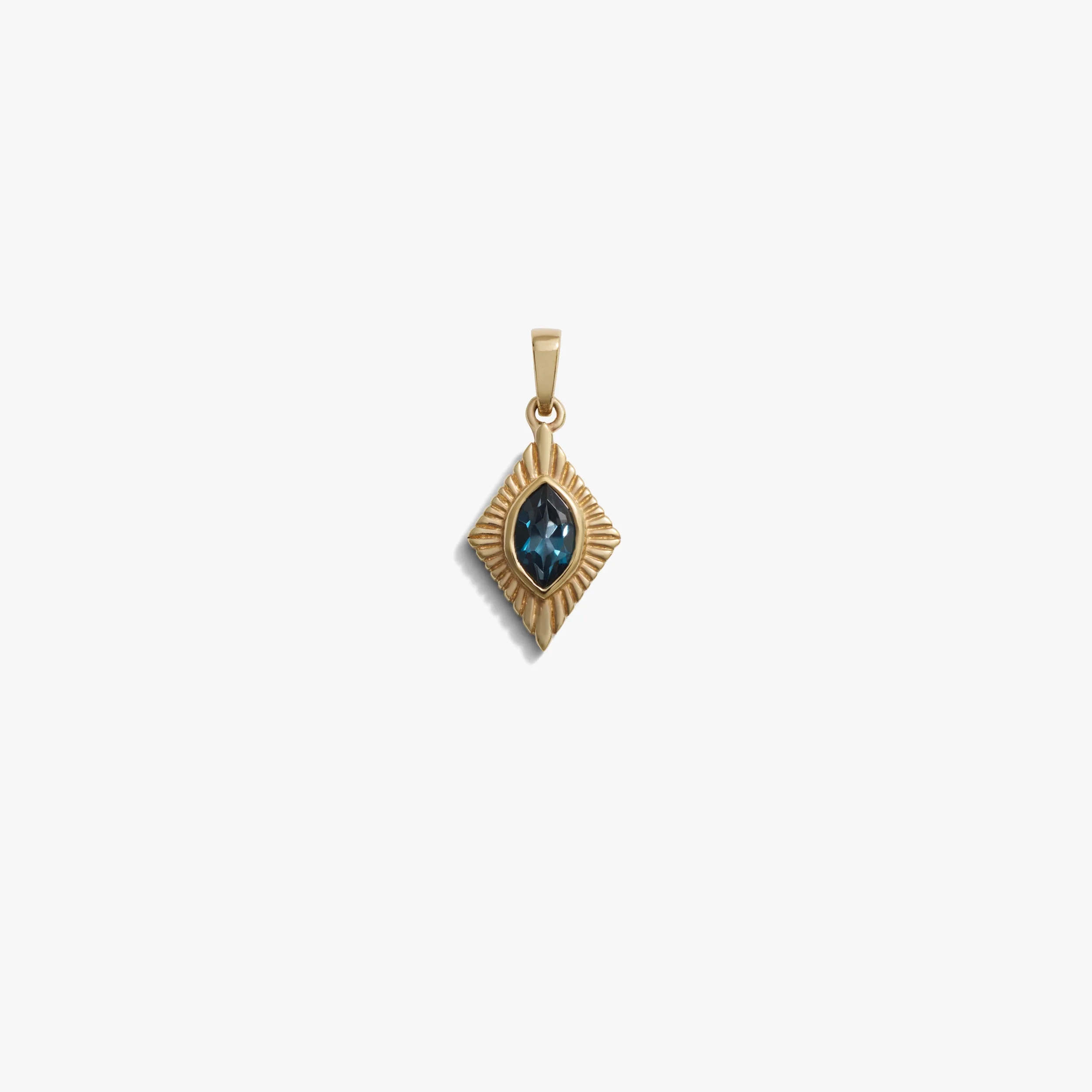 Aura Pendant - Image 18