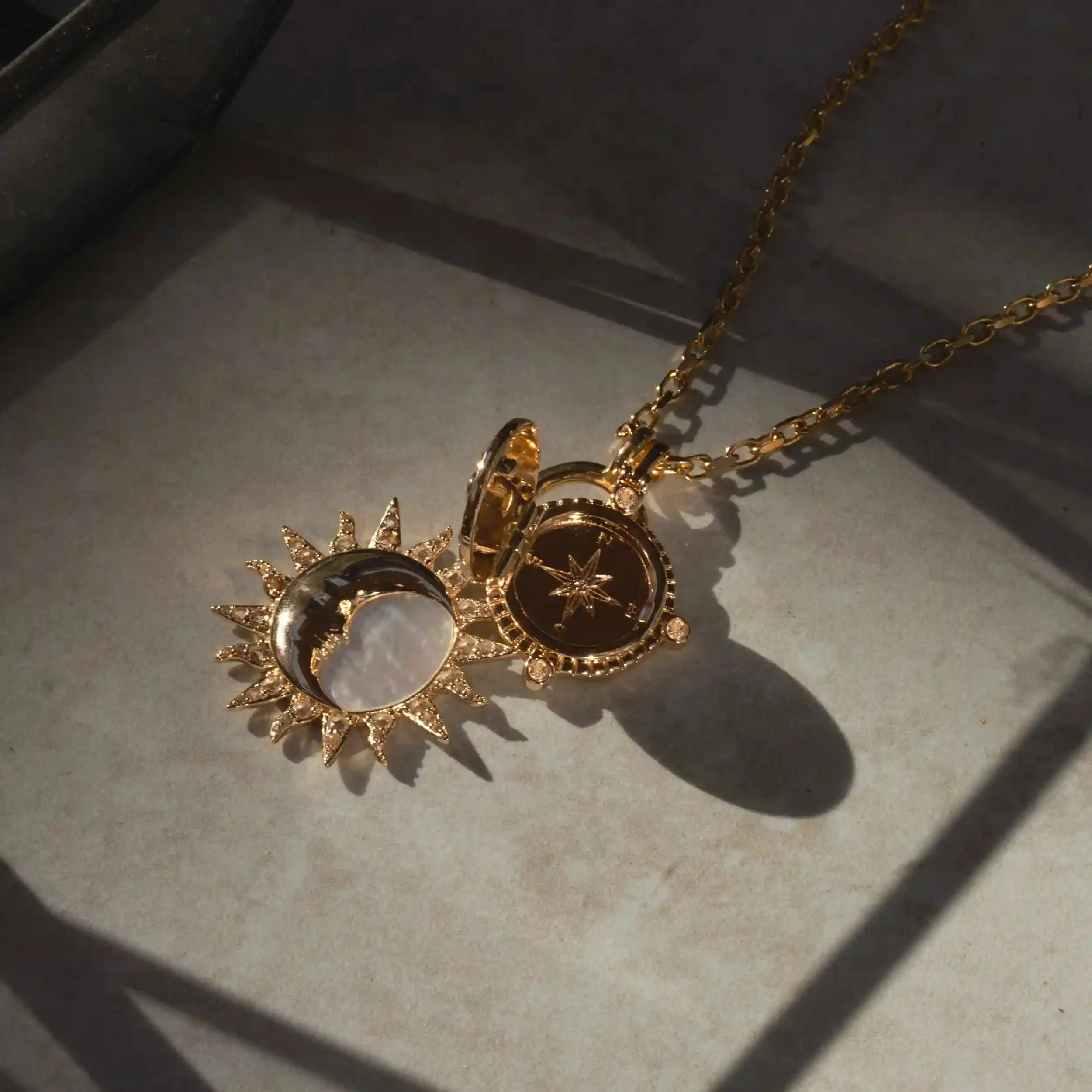 Compass Locket - Image 10