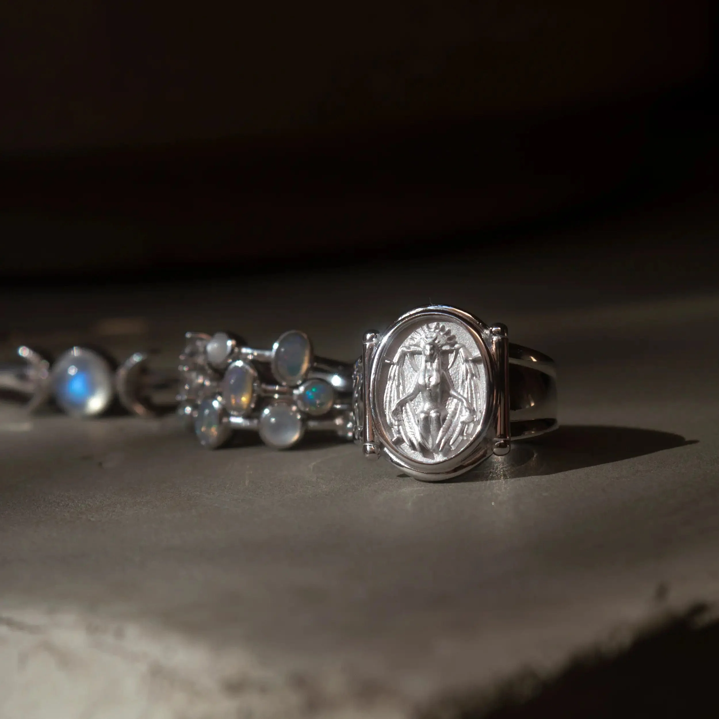 Special Edition Lilith Signet Ring - Image 7